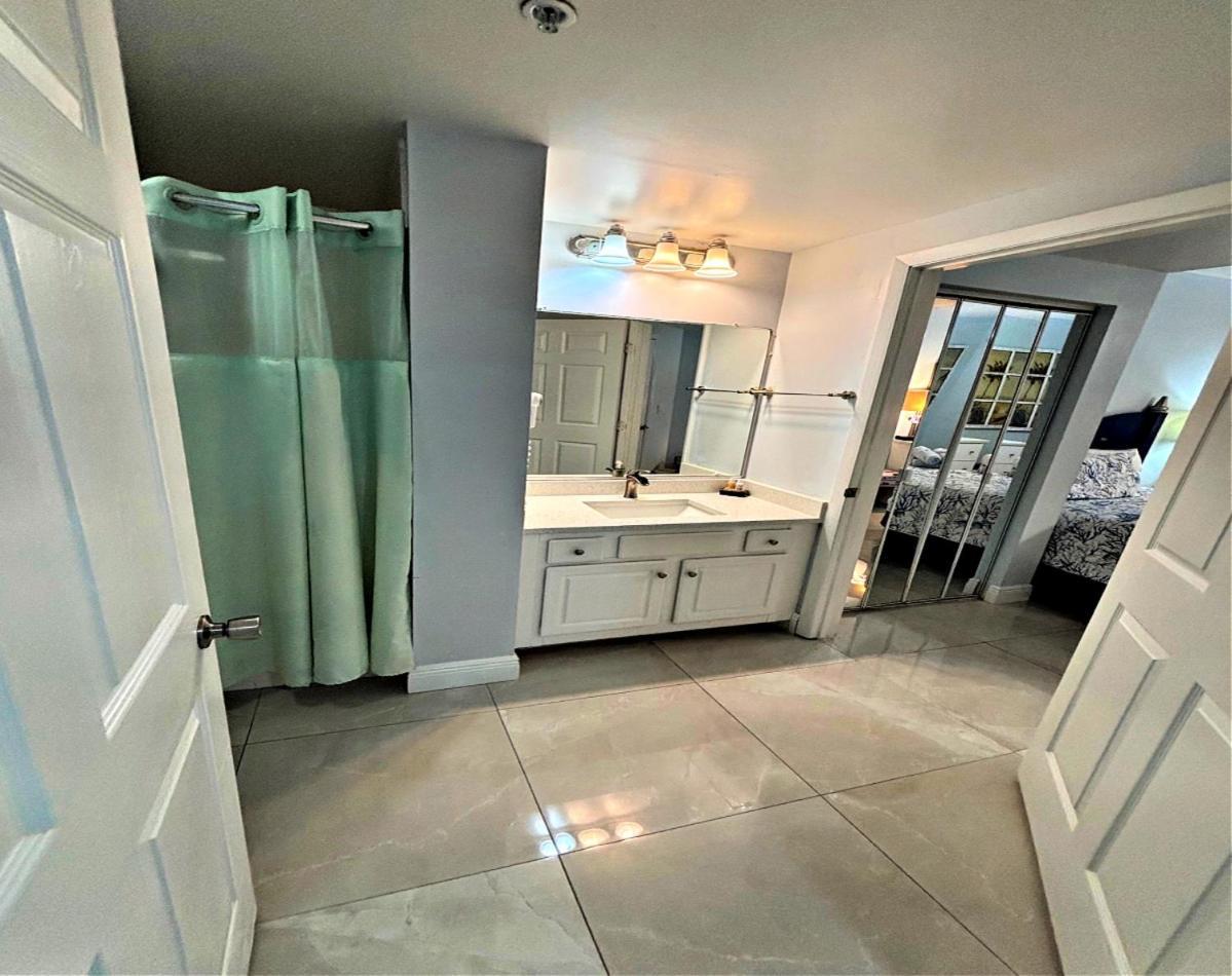Vacation In Comfort And Luxury -1Br Direct Oceanfront - Wyndham Ocean Walk Resort 1307-0 Daytona Beach Esterno foto